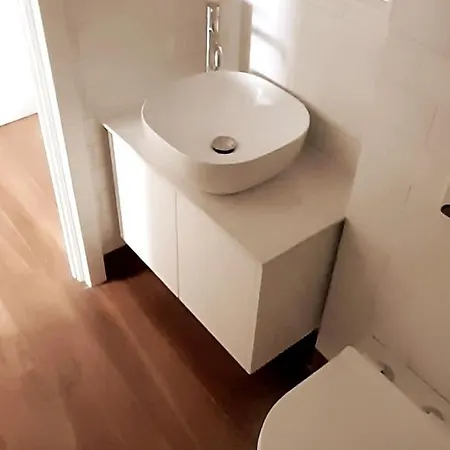 Eutopia Luxury Studio דירה *