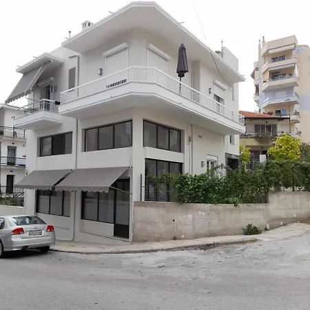 Eutopia Luxury Studio Apartment